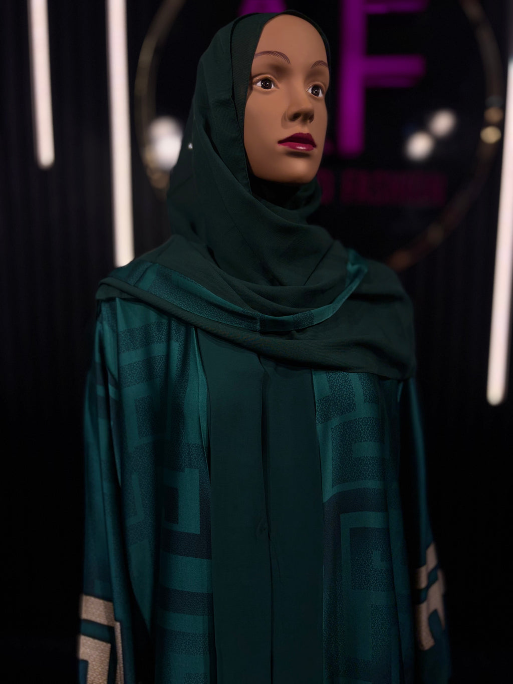 Crystal Green Prestige Patterned Kimono for Women