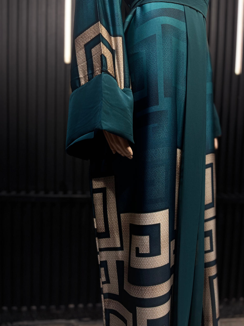 Crystal Green Prestige Patterned Kimono for Women